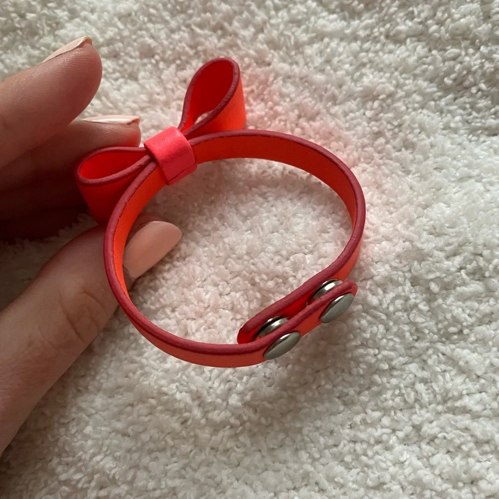 Pink Bow Bracelet - Picture 2 of 4